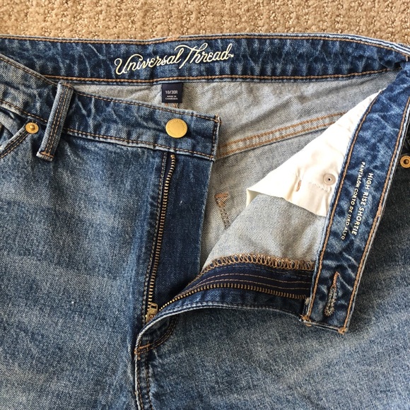 Universal Thread High Rise Shortie - Picture 5 of 6